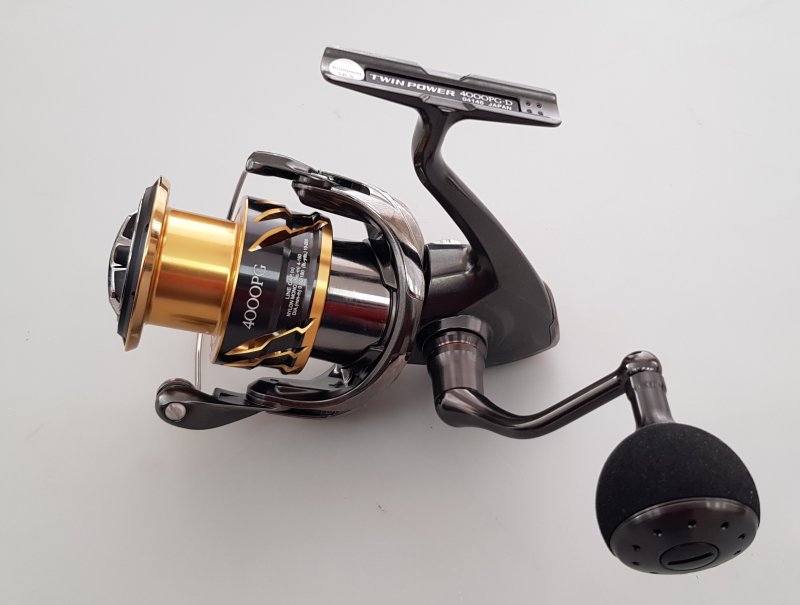 Твин пауэр. 20 Twin Power 4000pg. Shimano 20 Twin Power 4000pg. Катушка шимано Твин Пауэр 4000 PG. Shimano Twin Power 4000pg 2020.