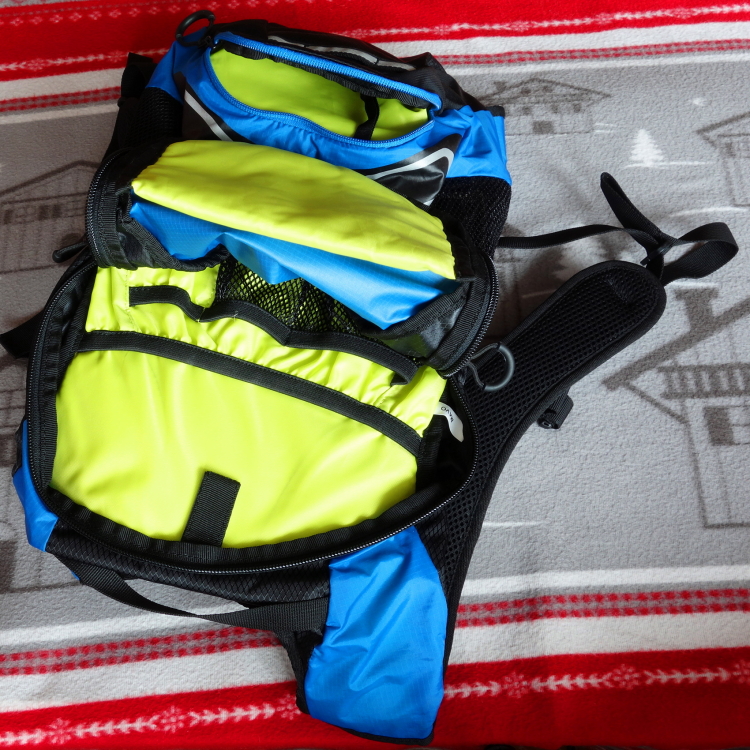 SHIMANO DP-023L DAYPACK 2006.JPG