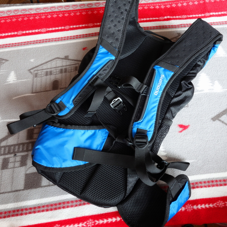 SHIMANO DP-023L DAYPACK 2013.JPG